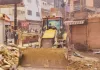 Varanasi Dal Mandi News : बनारस की दाल मंडी में मुनादी, 16 भवनों को फौरन खाली करने के निर्देश, 11 मई को चलेगा बुलडोजर 