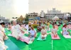 <span class="t-red">International Yoga Day:</span> अंतरराष्ट्रीय योग दिवस पर लखनऊ नगर निगम मुख्यालय पर सामूहिक योगाभ्यास, महापौर सुषमा खर्कवाल ने दिया स्वस्थ जीवन का संदेश