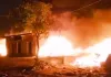 <span class="t-red">Moradabad News :</span> रानी नांगल में 27 कपड़ा गोदामों में लगी भीषण आग, लाखों का माल जलकर राख