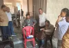 <span class="t-red">Sambhal News :</span> खाद्य सुरक्षा विभाग ने छापेमारी कर बिना लाइसेंस मिठाई निर्माण कराया बंद