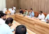 Kanpur News: कानपुर नगर निगम बैठक में गूंजी सफाई, जलभराव और स्ट्रीट लाइट की समस्याएं, महापौर ने अधिकारियों को लगाई फटकार