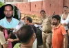 <span class="t-red">Barabanki News:  </span>संदिग्ध परिस्थितियों में सरकारी शिक्षक समेत तीन की मौत, इलाके में मचा कोहराम