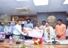 Sultanpur News: शिक्षकों के लिए खुशखबरी, पांच लाख तक मुफ्त इलाज की सुविधा, मुख्यमंत्री कैशलेस चिकित्सा योजना लागू