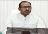 फिरोजाबाद DM की अनोखी पहल : जनता दर्शन में शिकायत लेकर पहुंचे लोगों को मिला पौधा, पर्यावरण बचाने का दिया संदेश