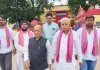 <span class="t-red">फतेहगढ़ जेल में सपा विधायक रमाकांत यादव से मिले रामआसरे विश्वकर्मा, </span>बोले- 'सरकार राजनीतिक प्रताड़ना कर रही है'