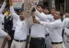 <span class="t-red">NEET पेपर लीक पर रायबरेली में वकीलों का प्रदर्शन,</span> छात्रों को न्याय और दोषियों पर सख्त कार्रवाई की मांग