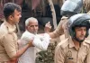 <span class="t-red">Raebareli News:</span> वायरल VIDEO ने बढ़ाई पुलिस की मुश्किलें! बुजुर्ग से अभद्रता पर बहू ने लगाई एसपी से गुहार