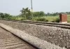 <span class="t-red"> Barabanki News : </span>अंतिम संस्कार के बाद प्रवाहित किए गए व्यक्ति की हुई पहचान, रेल पटरी के पास अज्ञात शव मिलने से हड़कंप
