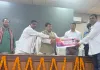 <span class="t-red">Balrampur News : </span> बलरामपुर के 12,599 शिक्षाकर्मियों को मिलेगा 5 लाख तक मुफ्त इलाज, राज्यमंत्री राकेश राठौर ने बांटे मुख्यमंत्री कैशलेस हेल्थ कार्ड