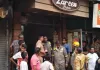 अकबरी गेट में बिस्कुट-नमकीन की दुकान में लगी आग