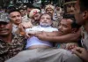 <span class="t-red">तीन घंटे का प्रदर्शन, सरकार का मान मनौव्वल : </span> राहुल-प्रियंका और अखिलेश की हिरासत से रिहाई तक… जानिये यह बड़ी बातें