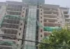 निर्माणाधीन अपार्टमेंट के सातवें तल से गिरे मजदूर, चार घायल