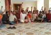 Barabanki News : वेतन, पीएफ और सुरक्षा उपकरणों को लेकर 80 कर्मचारियों का धरना, आंदोलन की चेतावनी