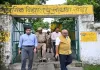 Kanpur News : प्राथमिक विद्यालय में डीएम का छापा, 1 शिक्षक व 3 बच्चे मिले उपस्थित, BEO का का वेतन रुका