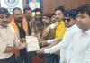 <span class="t-red">Pilibhit News :</span> आश्रम की भूमि को लेकर 100 दिन से अनशन कर रहे संत के समर्थन में किसान, एसडीएम से की कार्रवाई की मांग