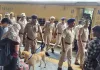 <span class="t-red">Budaun News :</span> रेलवे स्टेशन पर RPF और GRP का बड़ा सर्च ऑपरेशन, खंगाले गए होटल