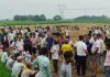 <span class="t-red">Auraiya News: </span>सुबह घर से निकला जनसेवा केंद्र संचालक, बाग में पेड़ से लटका मिला शव; गांव में पसरा सन्नाटा
