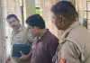 <span class="t-red">Auraiya News: </span>घर में अकेली थी 16 वर्षीय छात्रा, कमरे में फंदे से लटका मिला शव; मौत से मचा हड़कंप