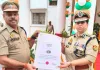 <span class="t-red">80वें स्वतंत्रता दिवस पर औरैया पुलिस के कर्मियों का सम्मान, </span>उत्कृष्ट सेवा के लिए मिला प्रशंसा चिह्न
