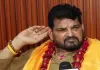 दिल्ली हाईकोर्ट से मिली राहत तो वृंदावन पहुंचे बृजभूषण सिंह, गुरु रितेश्वर महाराज का लिया आशीर्वाद, कही यह बड़ी बात