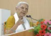 Gorakhpur News: MMMUT के 11वें दीक्षांत समारोह में राज्यपाल आनंदीबेन पटेल ने बांटी डिग्रियां, बोलीं- ज्ञान का उपयोग राष्ट्र निर्माण में करें