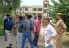नवोदय विद्यालय में असुविधाओं पर फूटा छात्रों का गुस्सा, कमरों में खुद को किया बंद; डीएम पहुंचे तो सामने रखी समस्याएं