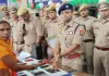 <span class="t-red"> Kanpur News: </span> रक्षाबंधन पर GRP का ‘ऑपरेशन मुस्कान’, 611 यात्रियों को लौटाए गुम मोबाइल