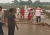 Prayagraj Flood : बेलन नदी का रौद्र रूप! पुल के ज्वाइंट में आया गैप, यूपी-MP का संपर्क टूटा; आवागमन बंद