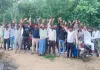 <span class="t-red">दो महीने से नेटवर्क गायब! </span>टावर के सामने उतरे सैकड़ों उपभोक्ता, बोले- महंगा रिचार्ज फिर भी नहीं मिल रही सुविधा