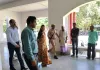 <span class="t-red">डीएम के अचानक निरीक्षण से कलेक्ट्रेट में मचा हड़कंप, </span>अनुपस्थित मिले तो होगी कड़ी कार्रवाई