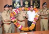 <span class="t-red">Sambhal News : </span>विदाई पर भावुक हुए SP कृष्ण कुमार बिश्नोई, 710 दिनों का कार्यकाल पूरा करने पर DM-पुलिसकर्मियों ने दी बधाई