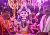 <span class="t-red">50 किमी की भव्य शोभायात्रा के बाद उन्नाव के महादेव चौक पर विराजे भोलेनाथ</span>, हर-हर महादेव से गूंजा शहर