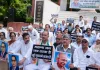 सतीश महाना के खिलाफ कांग्रेस का हल्लाबोल, फूलबाग में धरना; झूठे मुकदमों से लेकर भ्रष्टाचार तक लगाए गंभीर आरोप