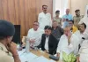  <span class="t-red">राहुल गांधी पर मुकदमे के बाद गरमाई सियासत, </span> यशपाल आर्य समेत कांग्रेस नेताओं ने कोतवाली पहुंच जताया विरोध