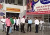 <span class="t-red">सुलतानपुर :</span> DM ने किया बिरसिंहपुर अस्पताल का औचक निरीक्षण, बोले डॉक्टरों की कमी दूर करने को कराया जा रहा गैप एनालिसिस
