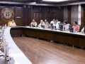 Yogi Cabinet Meeting: यूपी के 12,200 गांवों को बस की सौगात, मुख्यमंत्री ग्राम परिवहन योजना 2026 से ग्रामीण जीवन होगा आसान
