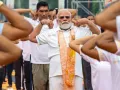 12th International Yoga Day: राष्ट्रपति और प्रधानमंत्री के नेतृत्व में देश भर में योग का उत्सव, रक्षा मंत्री व सेनाओं ने भी बढ़-चढ़कर लिया हिस्सा