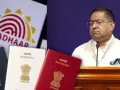 Citizenship Proof:  आधार के बाद पासपोर्ट पर भी छिड़ी रार, नागरिकता साबित करने के लिए कौन से दस्तावेज हैं जरूरी