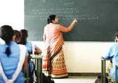<span class="t-red">Teachers Day 2026 :</span> यूपी ग्रामीण बैंक ने शिक्षकों को दिया खास तोहफा, 1.10 करोड़ तक का दुर्घटना बीमा मुफ्त; लोन पर भी बड़ी राहत