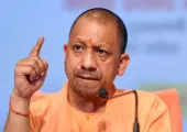 <span class="t-red">UP में बारिश का कहर देख CM योगी ने कसी कमर! </span> 24 घंटे में मुआवजा देने के निर्देश, नेपाल बाढ़ से महाराजगंज-कुशीनगर में अलर्ट