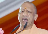 <span class="t-red">CM योगी का विपक्ष पर हमला :</span> बोले- झूठा नैरेटिव फैलाने में जुटी कांग्रेस-सपा, 2027 चुनाव के लिए बूथ अध्यक्षों को दिया मंत्र