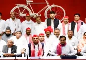 <span class="t-red">जौहर यूनिवर्सिटी पर संसद से सड़क तक संग्राम :</span> सपा सांसद ने लोकसभा में उठाया मुद्दा; छात्रों का तीसरे दिन भी प्रदर्शन जारी