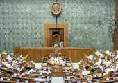 <span class="t-red">Parliament Monsoon Session :</span> राम मंदिर चढ़ावा विवाद और छात्र प्रदर्शन पर संसद में हंगामा, दोनों सदनों की कार्यवाही ठप