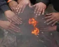 कानपुर : ठंड से बचने के लिए न करें यह काम, जा सकती है जान