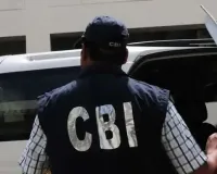 CBI ने रिश्वत मामले में IPS अधिकारी दीपक गहलावत को किया गिरफ्तार, नकली दवा गिरोह जांच में 3 करोड़ रुपये मांगने का आरोप