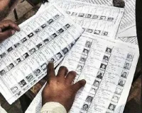 फतेहपुर और बुलंदशहर की विधानसभा सीटों में मतदाता सूची में गड़बड़ी का आरोप, सपा ने मुख्य निर्वाचन अधिकारी को सौंपा ज्ञापन