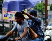 UP Weather News: यूपी-बिहार से लेकर राजस्थान तक मौसम लेगा यू-टर्न... आंधी-बारिश और ओलावृष्टि का अलर्ट जारी