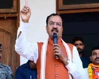 अखिलेश पर केशव का पलटवार, कहा- घुसपैठियों के खिलाफ कार्रवाई से सपा परेशान क्यों?