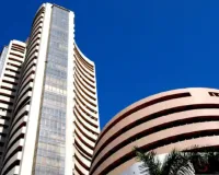 Stock Market : सकारात्मक वैश्विक संकेतों के बीच मामूली बढ़त के साथ शेयर बाजार बंद