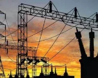 बाराबंकी : 48 घंटे में बहाल हुई किसान की बिजली लाइन, दो माह से थी समस्या, डीएम ने कराया समाधान